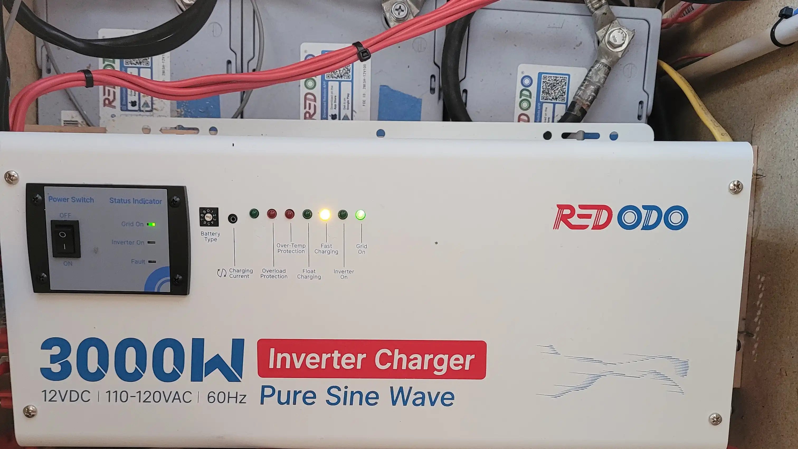 Houseboat Solar System Upgrade with Redodo 100Ah Bluetooth LiFePO4 & Inverter