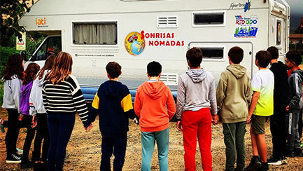 Redodo x Sonrisas Nómadas To power smiles around the world